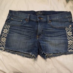 Lucky Brand Embroidered Cut off shorts